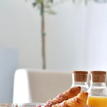 Le - Alojamento de Acomodação e Pequeno-almoço Marseillan (Herault)