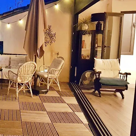 Le - Alojamento de Acomodação e Pequeno-almoço 4*