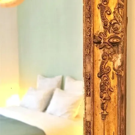 Le - Alojamento de Acomodação e Pequeno-almoço 4*